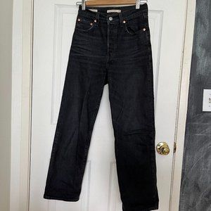 Levis Ribcage Straight Ankle Jeans 25